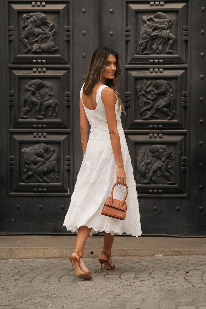 WHITE FLORA DRESS