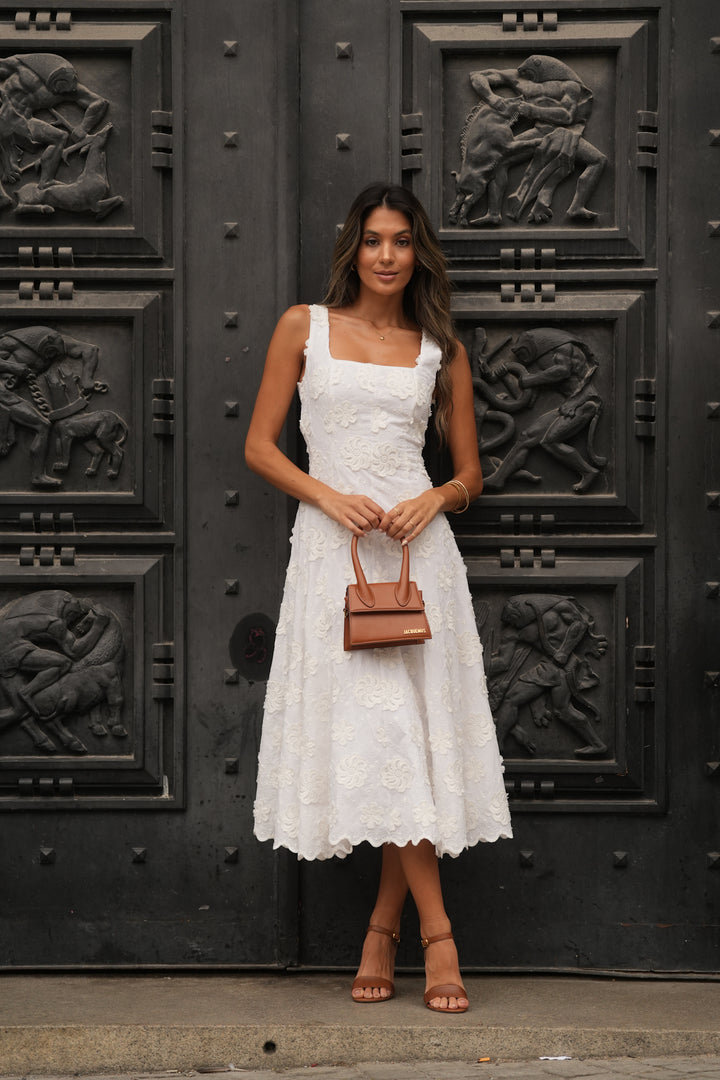 WHITE FLORA DRESS